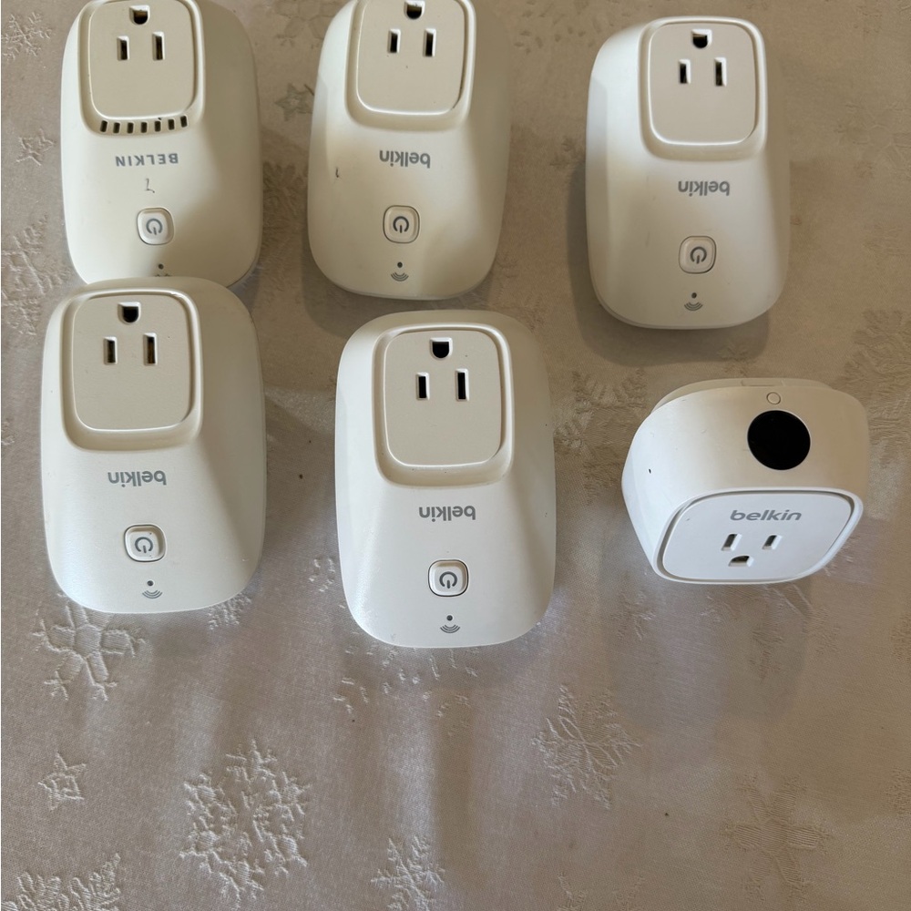 BELKIN WeMo Switch Wi-Fi Smart Plug (6) & WeMo Insight Plug Android IPhone